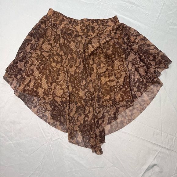 Dance Costume (SA) - Picture 3 of 4